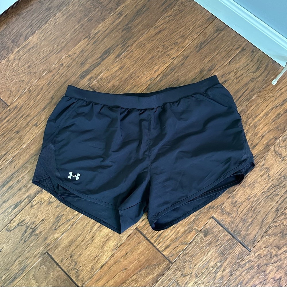 UA Shorts - XL